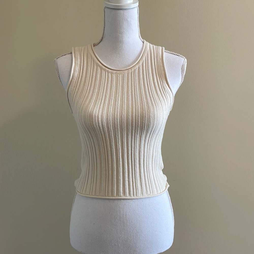 Forever 21 Sleeveless Top size Small, NWT